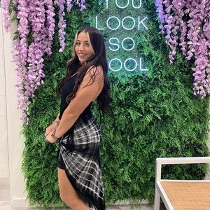 Meet your Posher, Anjelica